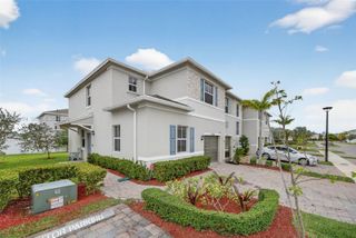 826 SE 17th St, Homestead, FL 33034