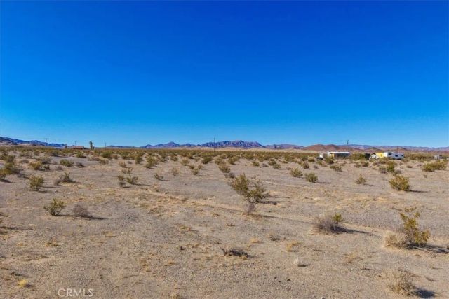127 Waylyn, 29 Palms, CA 92277