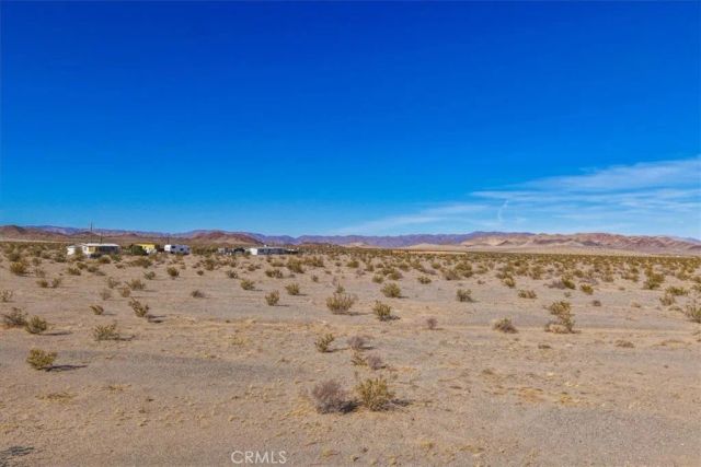 127 Waylyn, 29 Palms, CA 92277