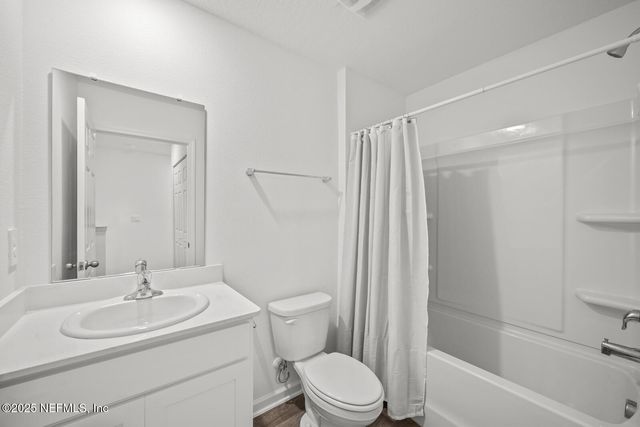 608 CELTIC Drive, Jacksonville, FL 32218