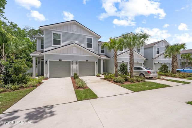 608 CELTIC Drive, Jacksonville, FL 32218