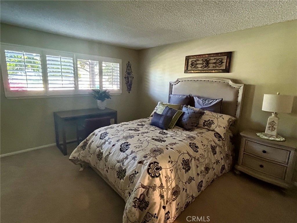 Image 14 of property listing at 2393 Via Mariposa W 1-G, Laguna Woods, CA 92637