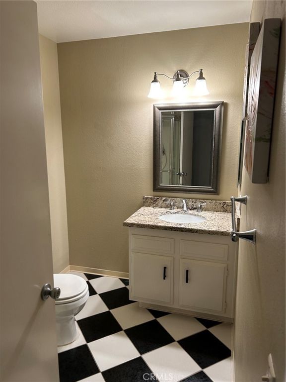 Image 18 of property listing at 2393 Via Mariposa W 1-G, Laguna Woods, CA 92637