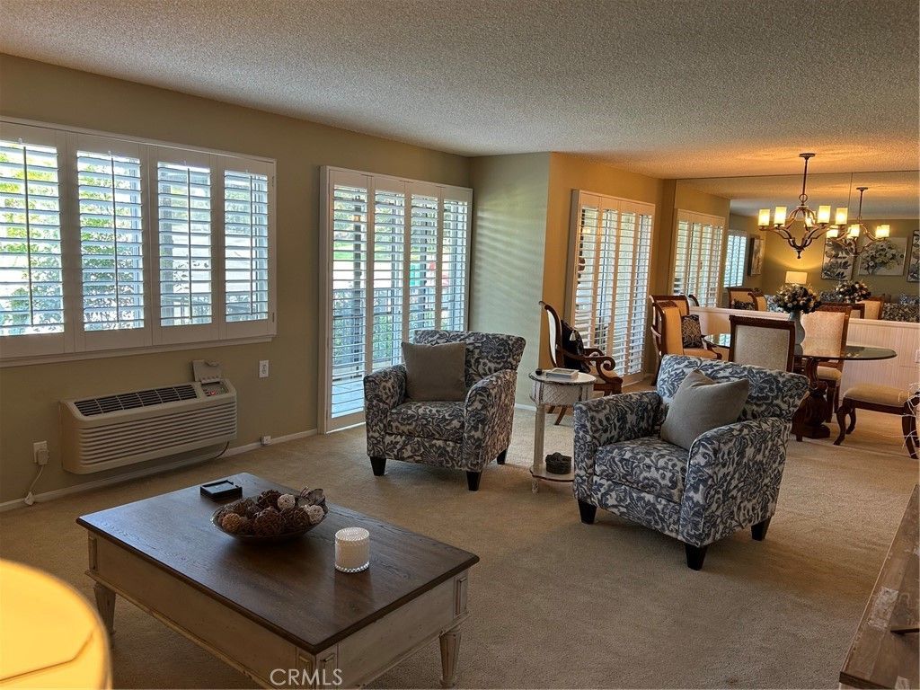 Image 9 of property listing at 2393 Via Mariposa W 1-G, Laguna Woods, CA 92637