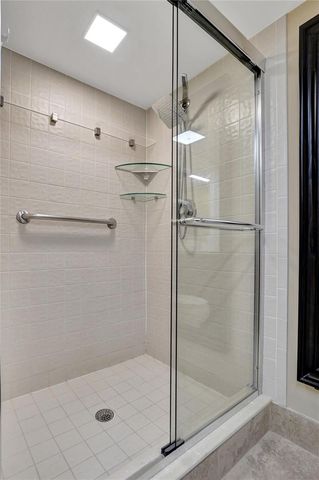 2334 S Cypress Bend Drive 304, Pompano Beach, FL 33069