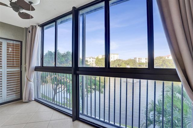 2334 S Cypress Bend Drive 304, Pompano Beach, FL 33069