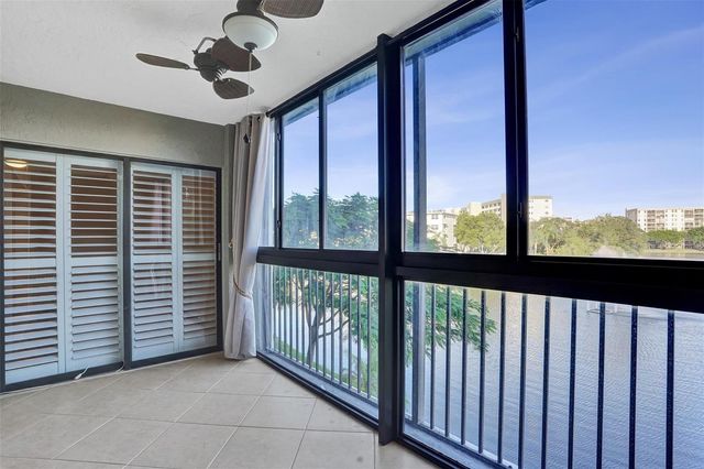 2334 S Cypress Bend Drive 304, Pompano Beach, FL 33069