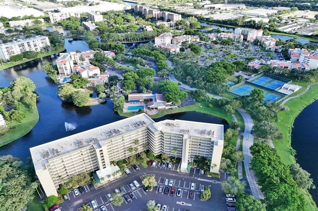 2334 S Cypress Bend Drive 304, Pompano Beach, FL 33069