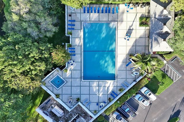 2334 S Cypress Bend Drive 304, Pompano Beach, FL 33069