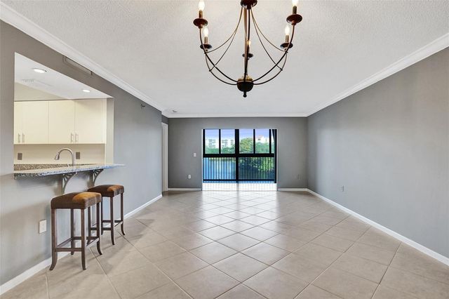 2334 S Cypress Bend Drive 304, Pompano Beach, FL 33069