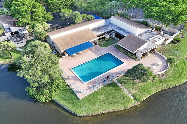 2334 S Cypress Bend Drive 304, Pompano Beach, FL 33069