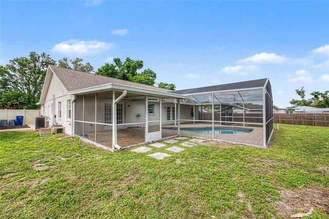 5615 18TH AVENUE E, Bradenton, FL 34208