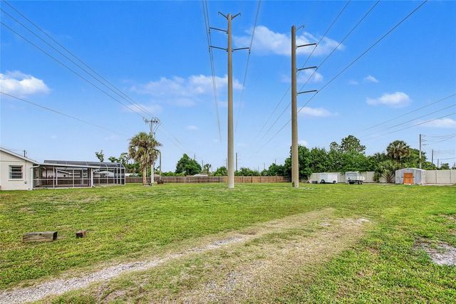5615 18TH AVENUE E, Bradenton, FL 34208