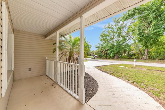 5615 18TH AVENUE E, Bradenton, FL 34208