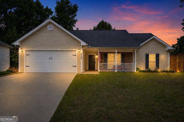 5825 April Drive, Sugar Hill, GA 30518