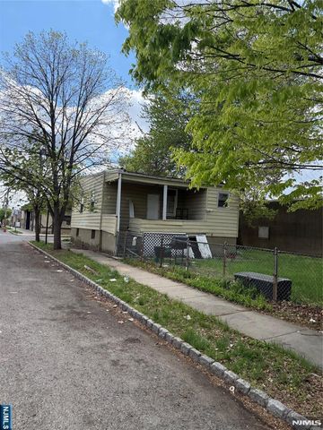 39 Columbus Street, Bloomfield, NJ 07003