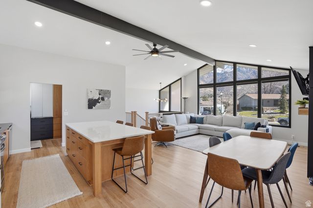 2853 E WILLOW HILLS DR, Sandy, UT 84093