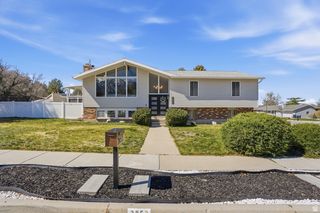 2853 E WILLOW HILLS DR, Sandy, UT 84093