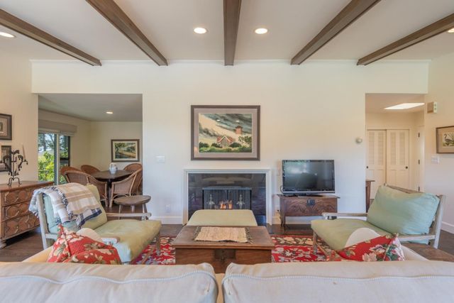130 Del Mesa Carmel, Carmel, CA 93923