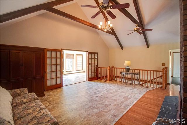 8556 Kee Mac Lane, Alton, IL 62002