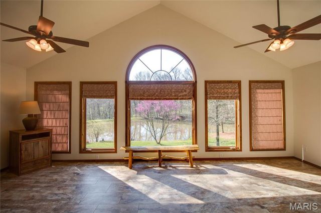 8556 Kee Mac Lane, Alton, IL 62002
