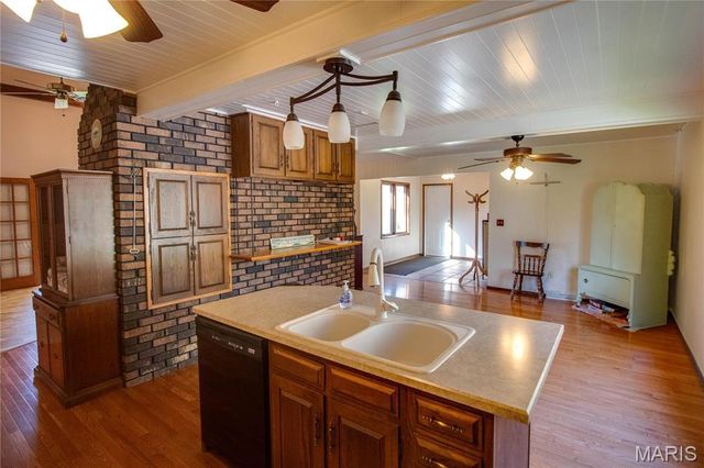 8556 Kee Mac Lane, Alton, IL 62002
