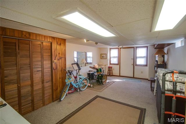 8556 Kee Mac Lane, Alton, IL 62002