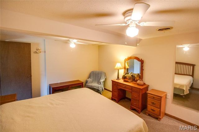 8556 Kee Mac Lane, Alton, IL 62002