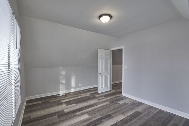 442 N HARDING Avenue, Chicago, IL 60624