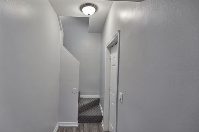 442 N HARDING Avenue, Chicago, IL 60624