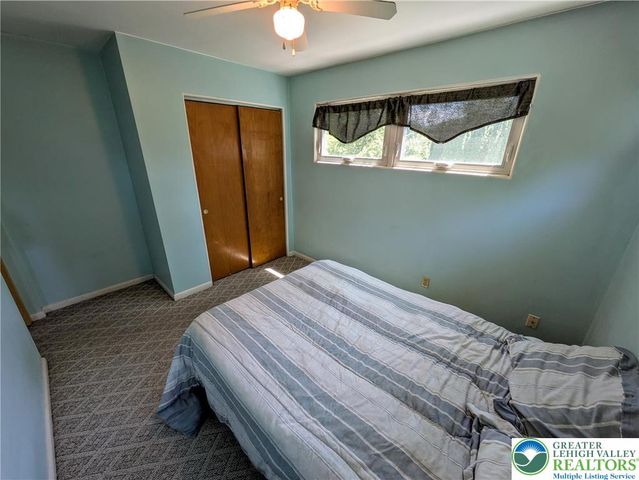 524 Walnut Drive, Lehigh Twp, PA 18067