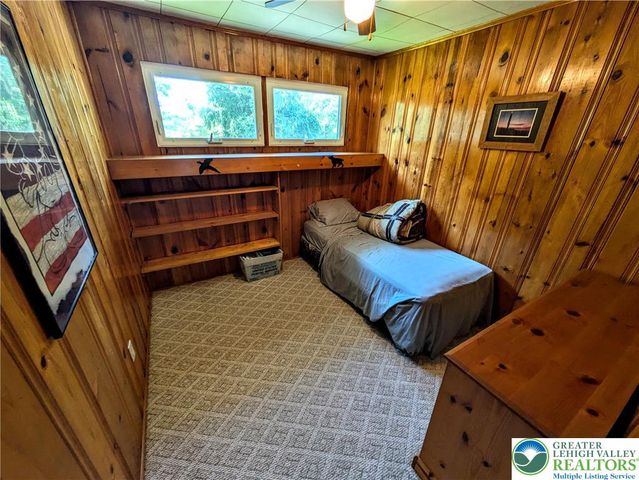 524 Walnut Drive, Lehigh Twp, PA 18067