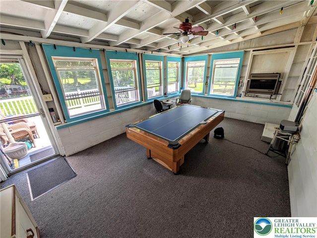 524 Walnut Drive, Lehigh Twp, PA 18067