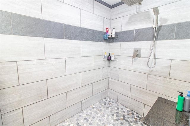 1150 SE 140P Road, Clinton, MO 65355