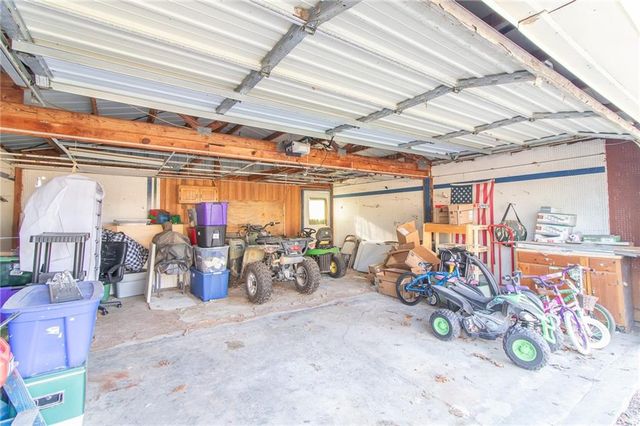 1150 SE 140P Road, Clinton, MO 65355