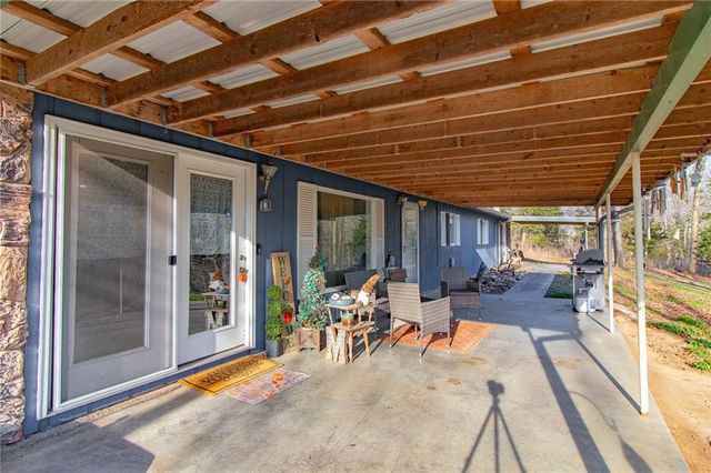 1150 SE 140P Road, Clinton, MO 65355