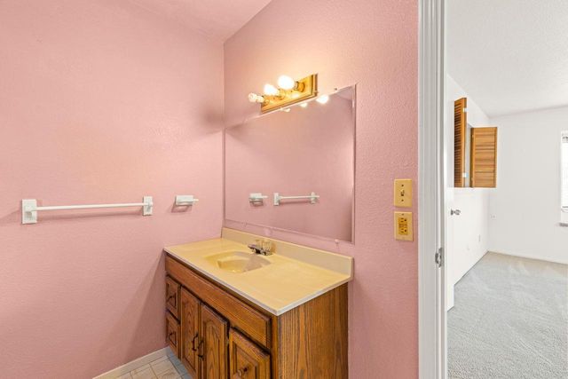 7070 Kayo Dr, Penryn, CA 95663