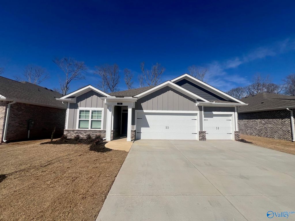 334 Sandy Oak Drive, Harvest, AL 35749