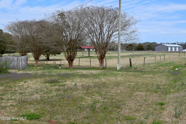 215 Harding Road, Chocowinity, NC 27817