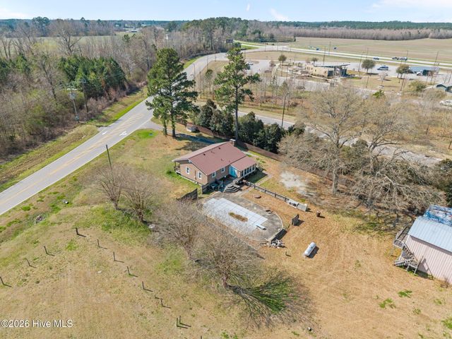 215 Harding Road, Chocowinity, NC 27817