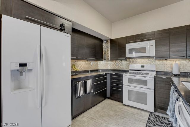1501 Truett Street 204, Las Vegas, NV 89128