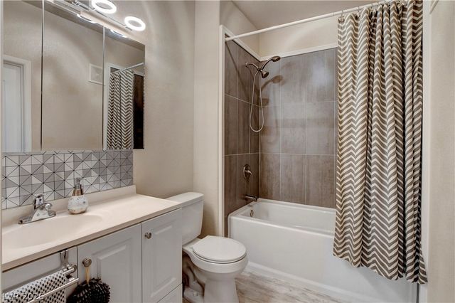 1501 Truett Street 204, Las Vegas, NV 89128