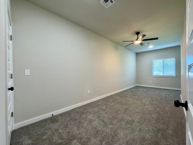 1901 Azlin Place D, Siloam Springs, AR 72761