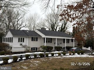 4005 FARGREEN RD, Harrisburg, PA 17110