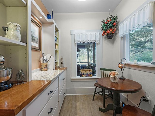 4403 Fcr 78, Manvel, TX 77583