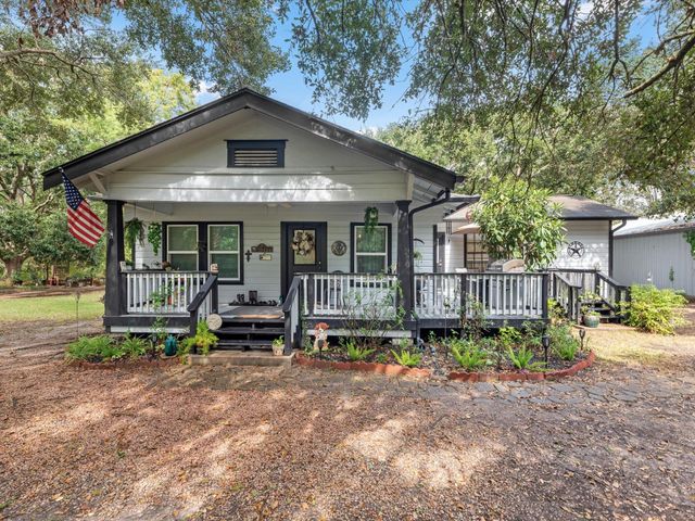 4403 Fcr 78, Manvel, TX 77583