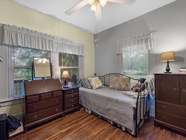 4403 Fcr 78, Manvel, TX 77583