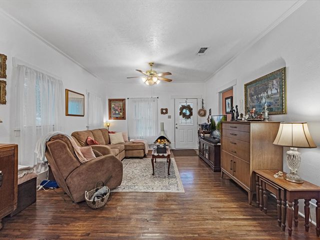 4403 Fcr 78, Manvel, TX 77583