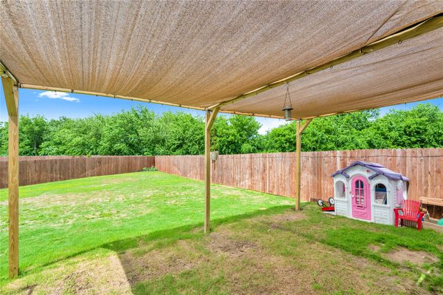 16717 Porterfield Lane, Justin, TX 76247