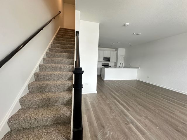 2274 Barbera Drive, Oswego, IL 60543